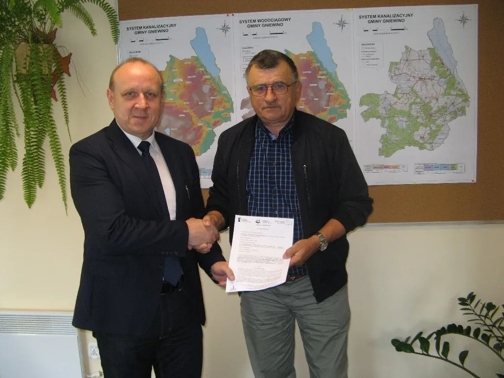Podpisanie umowy na budowę kanalizacji sanitarnej w Kostkowie